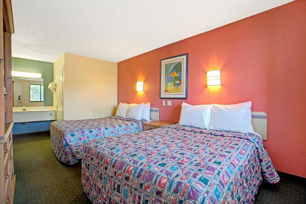 Rodeway Inn Fairgrounds-Casino Mango Buitenkant foto